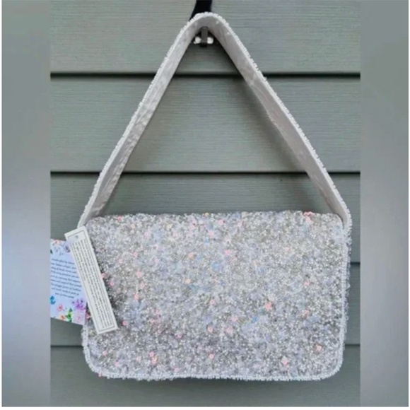 Christmas Santa Holiday Beaded Shoulder Bag - Made in India - Picture 5 of 6